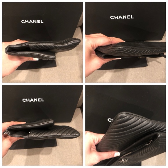▪️SOLD▪️CHANEL Foldover Clutch - Picture 8 of 8
